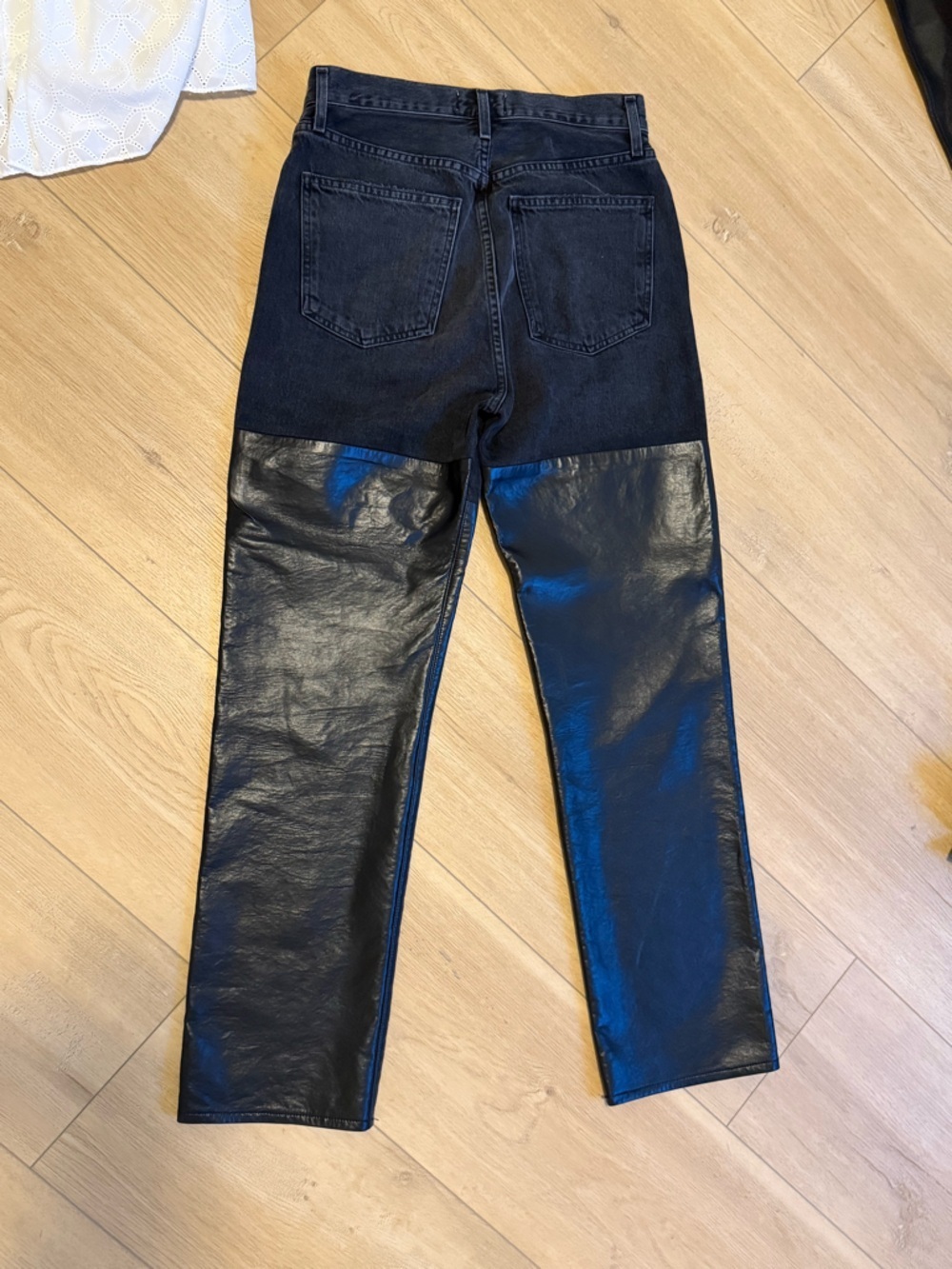 Agolde Black Two-Tone Straight-Leg Jeans with Faux Leather Panels - Picture 4 of 4
